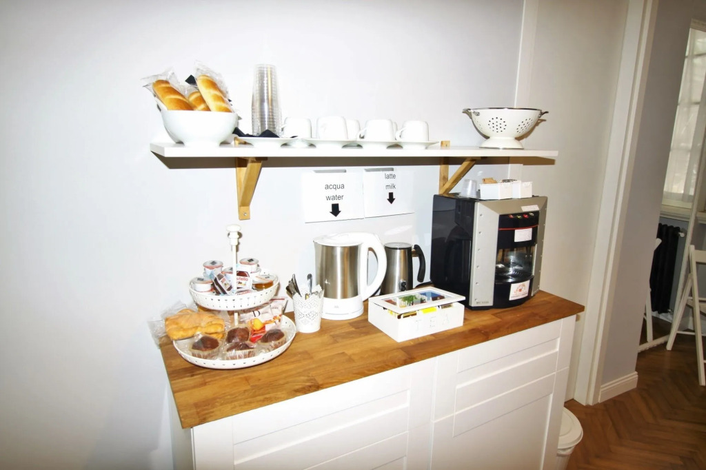 Athena Guest House