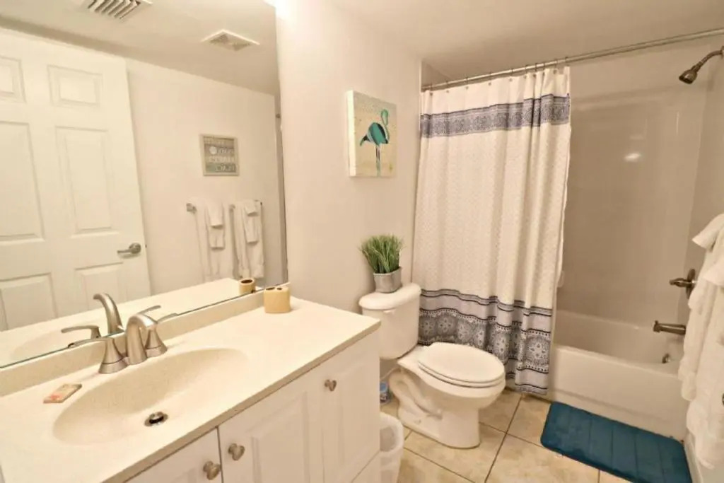 Ocean Village Club I23