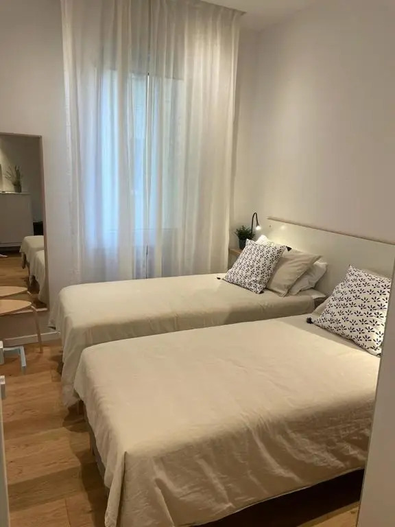 Modena Est