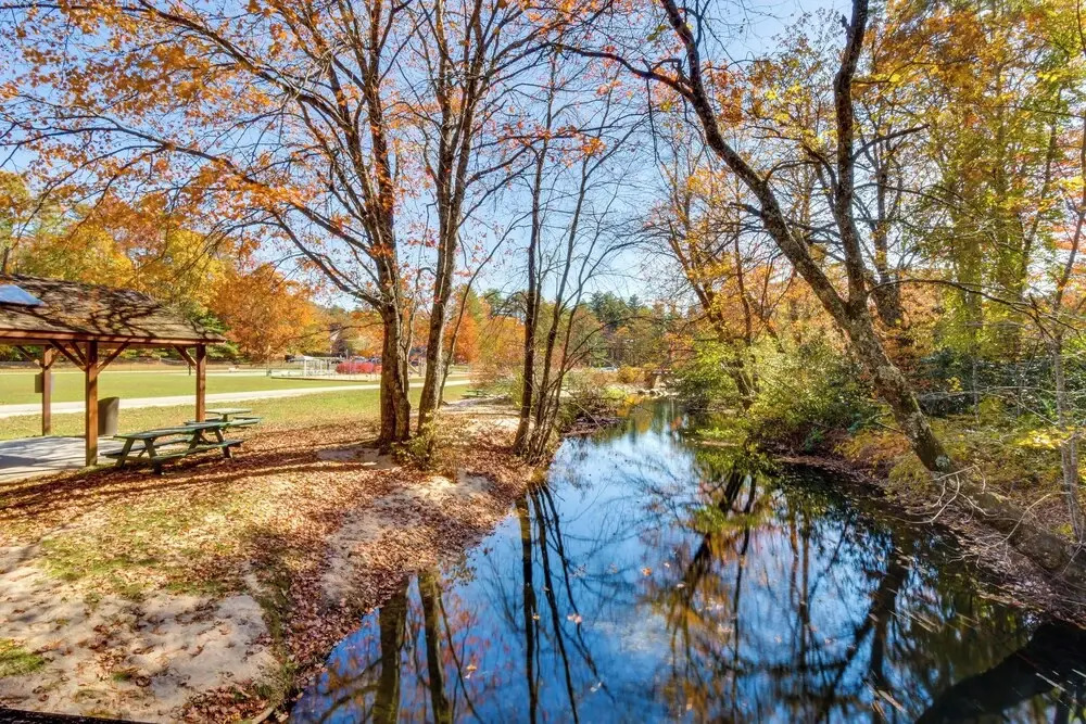 Scenic Home W/ Fire Pit & Sapphire Valley Perks!