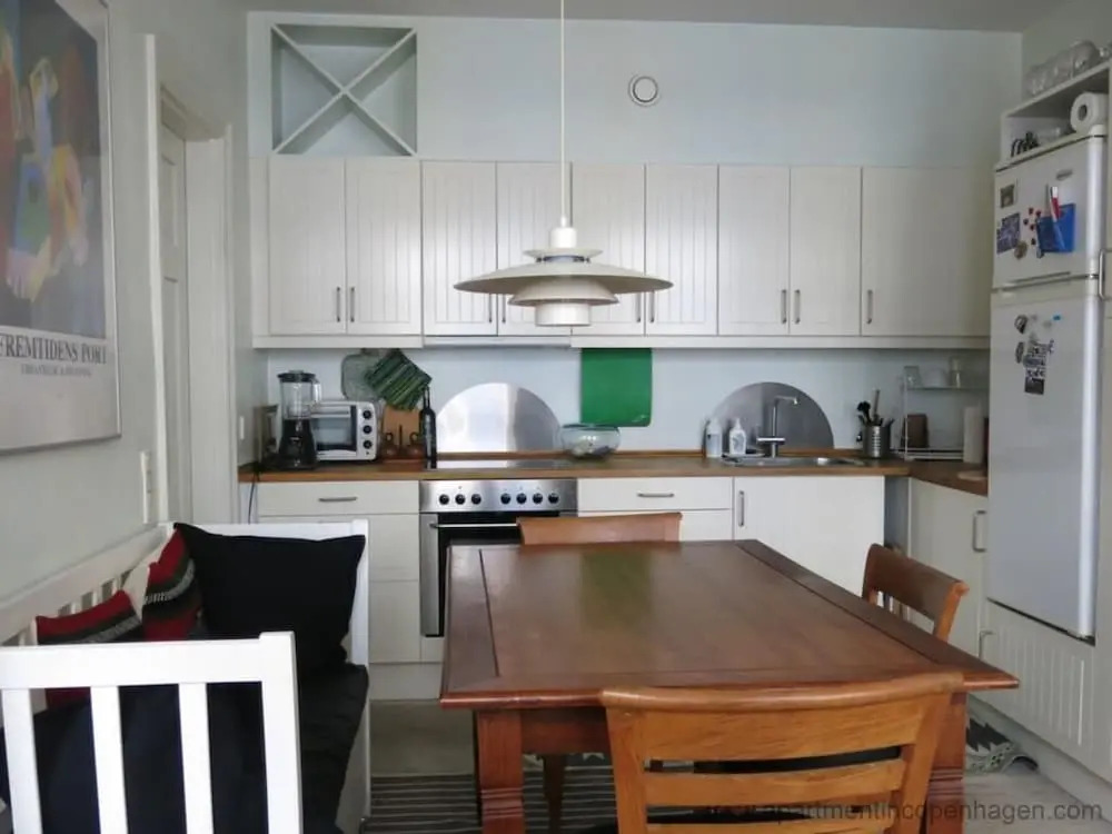 1 bedroom apt Direct Center 621-1