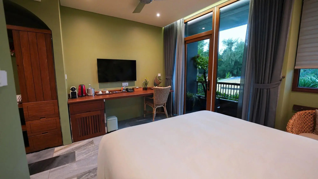 CHiEM HoiAn - The Beachside Boutique Hotel & Villa