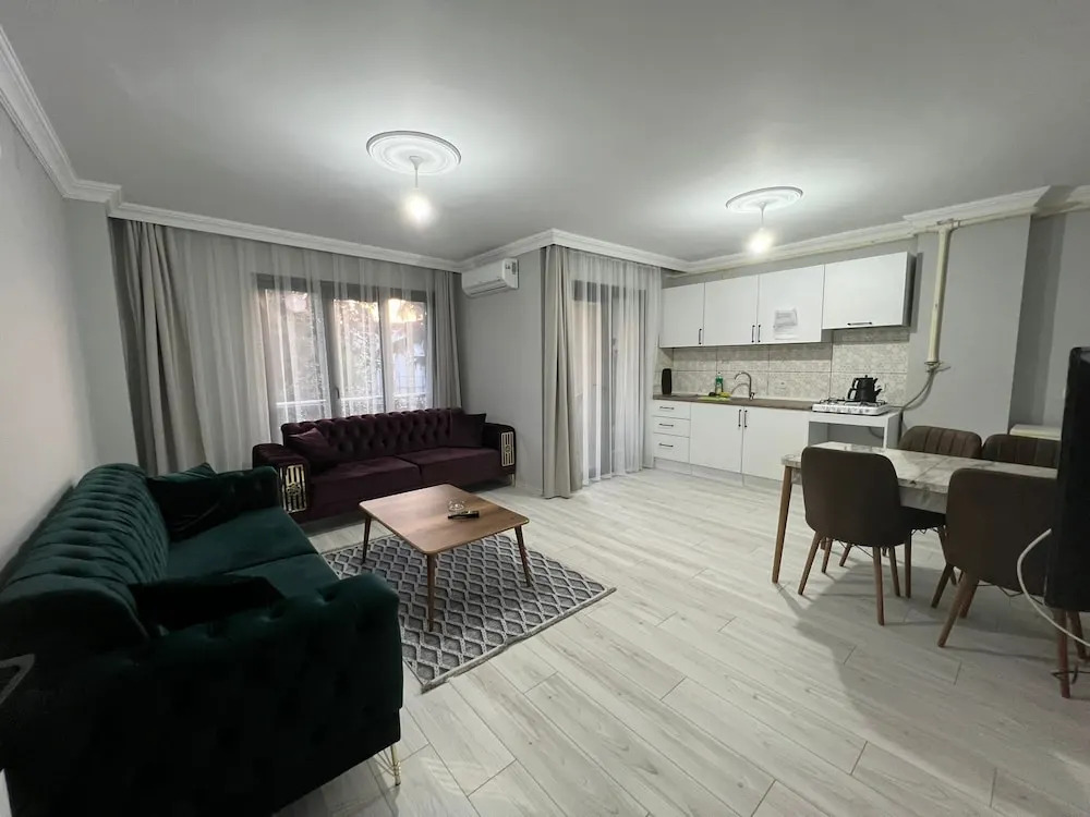 LOYA APARTMENTs