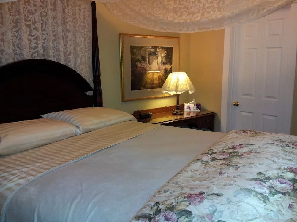 Down Home B&B