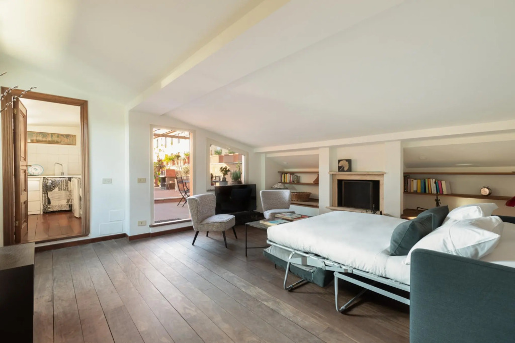 Trastevere Romantic Terraced Apartment