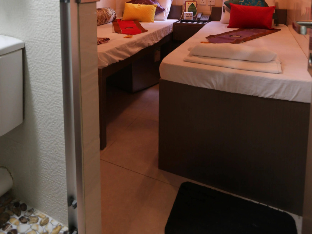 Temple Street Hotel