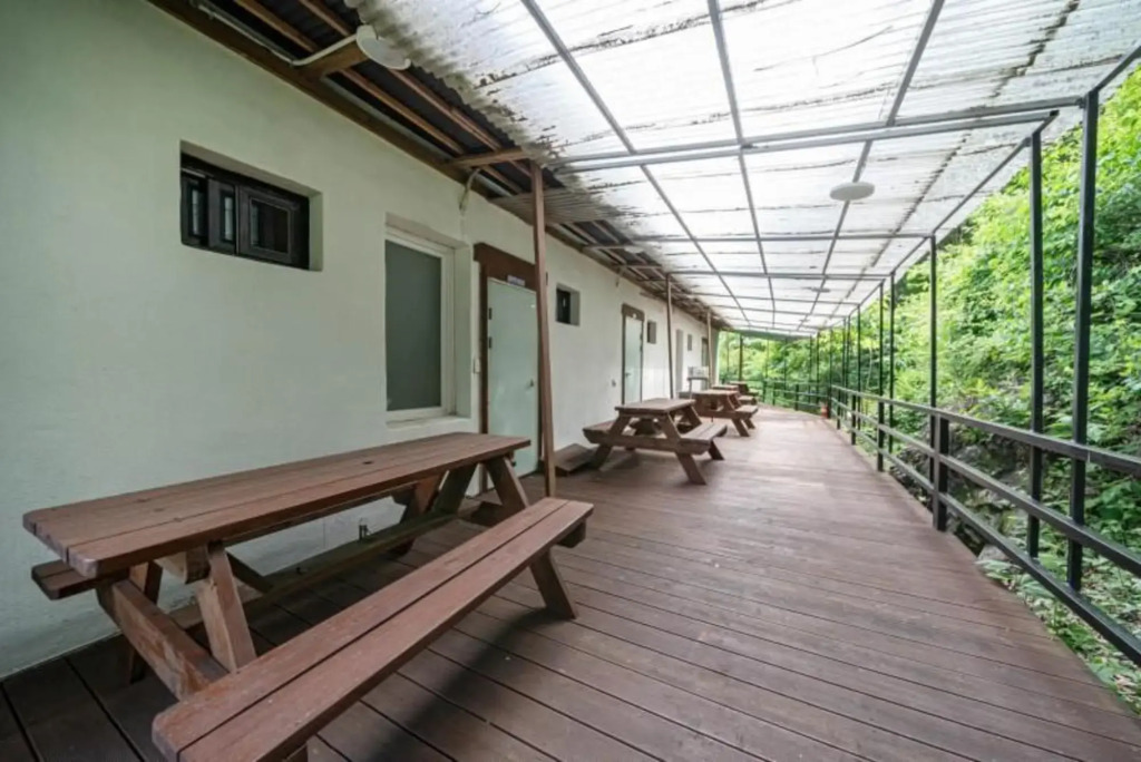 Yangsan (Baenaegol) Palace Pension