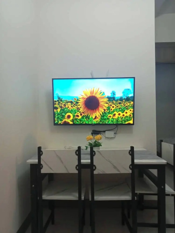 Luxurious Bayview 2BR Near MOA Picc CCP Free Wifi