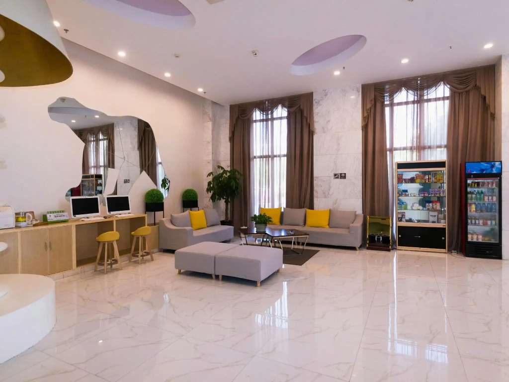 Home Inn Subai Cloud Hotel (Hefei South High Speed Railway Station)