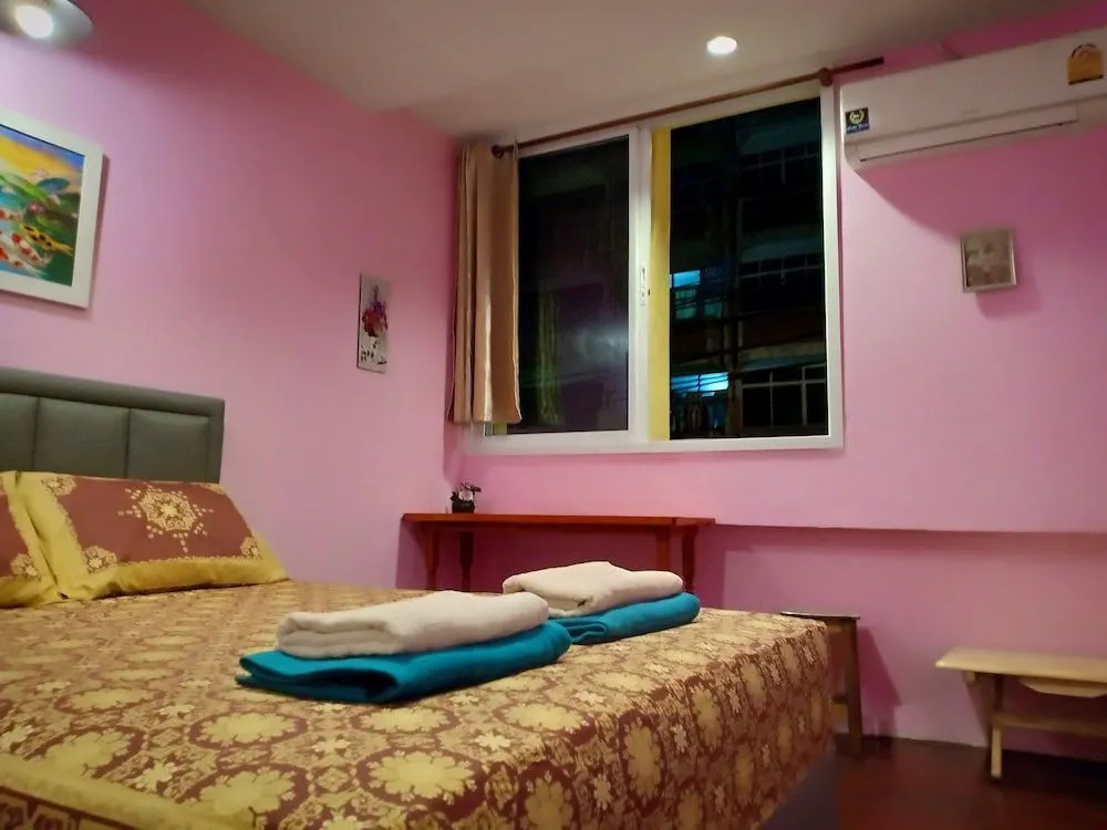 Santo House