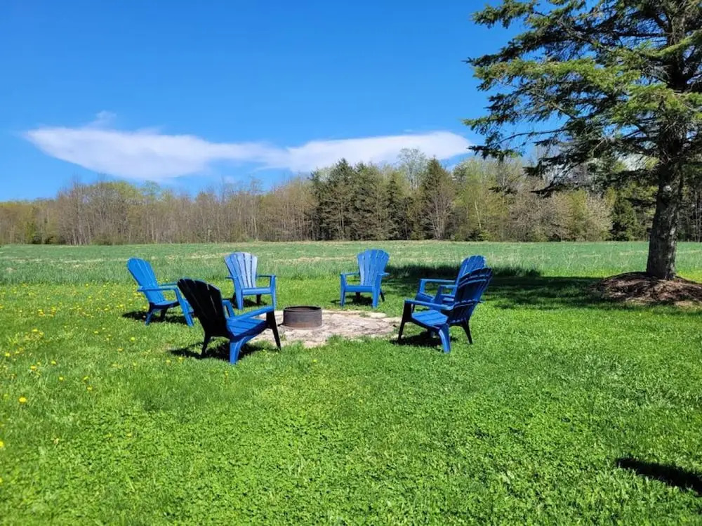Family friendly cottage ☆walking distance to beach