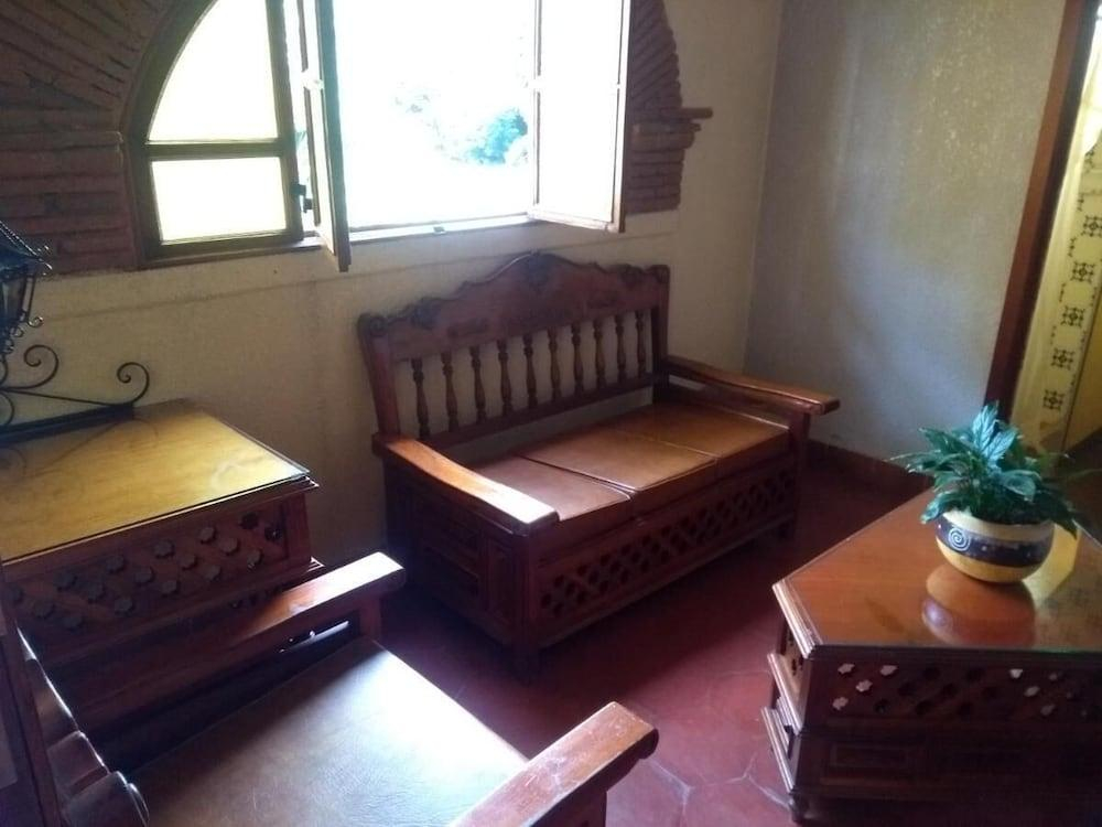 Hotel Posada Los Arcos