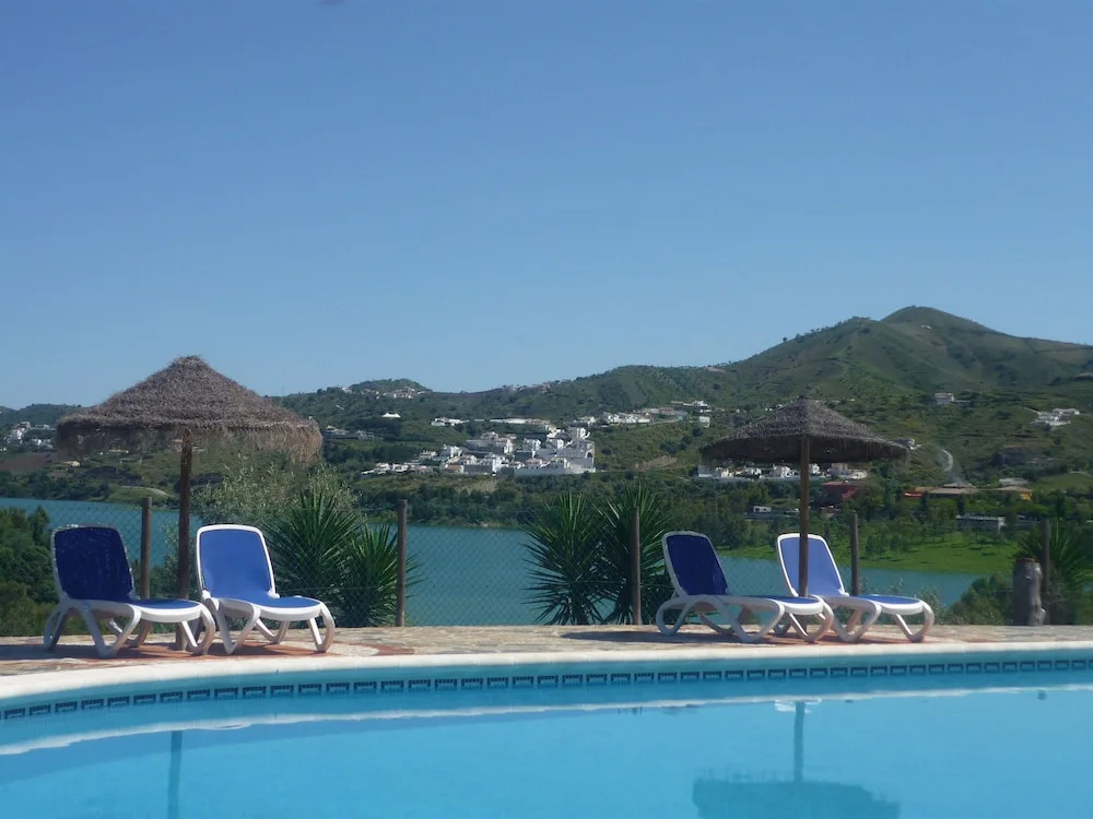 Cozy Rural Tourism Accommodation in Huetor Spain