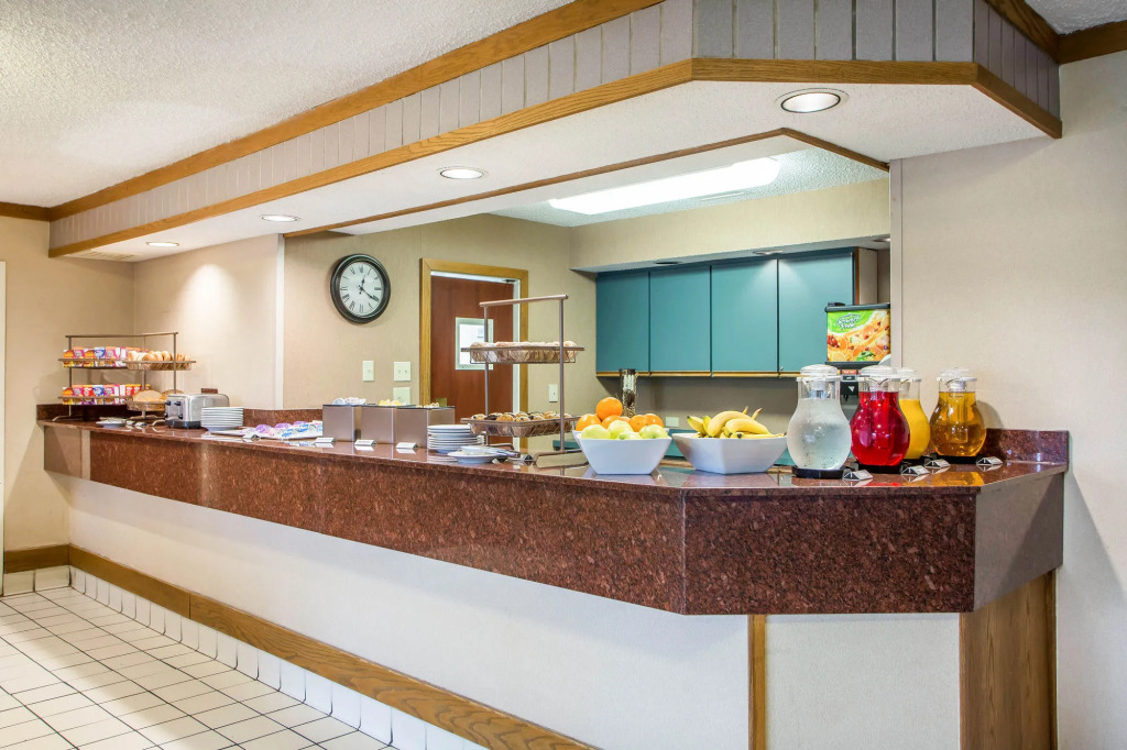 Howard Johnson by Wyndham Merrillville