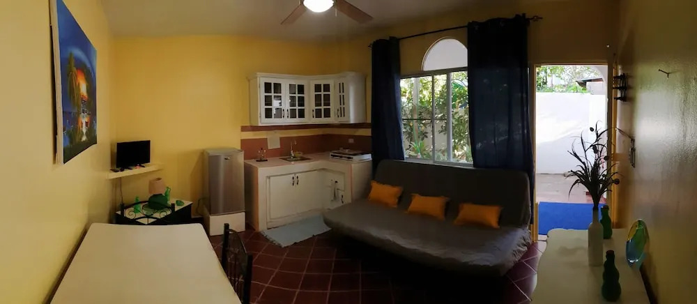 PLAYA BLANCA BED AND BREAKFAST