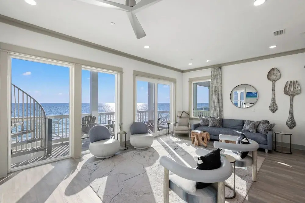 Pineapple Paradise! 6BR 7BA Beachfront House! Private Pool! Grill! Sleeps 16!