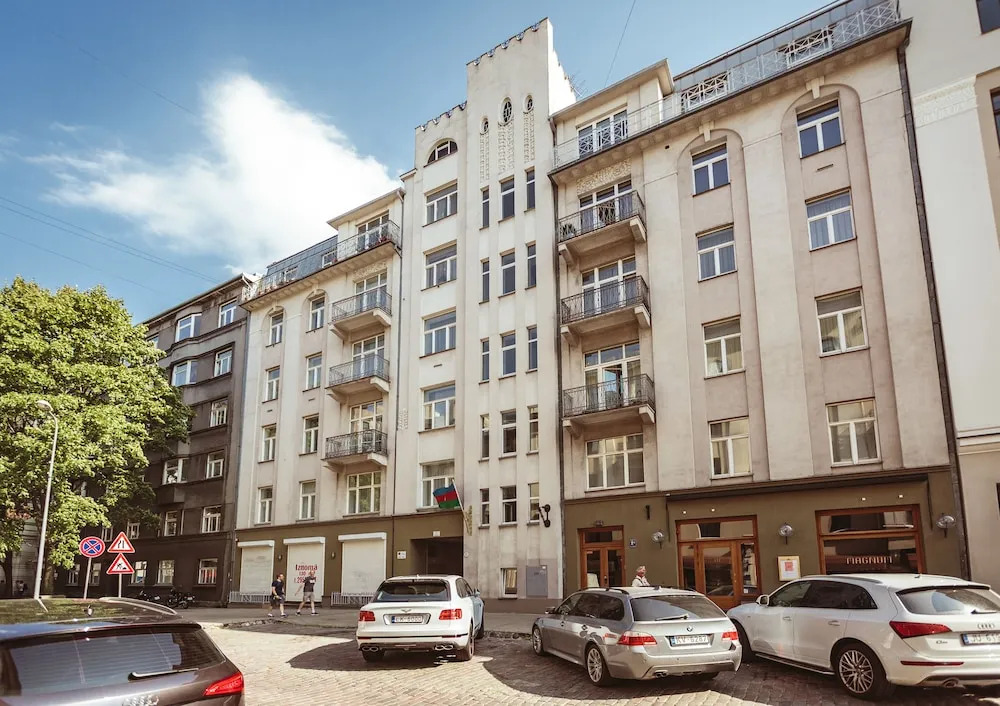 Bearsleys Archers Apartments
