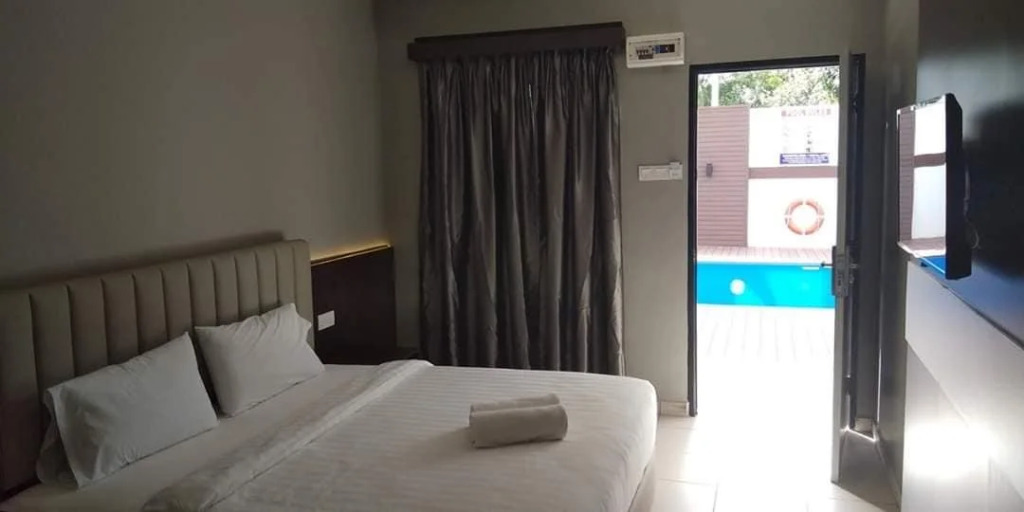MQ Hotel