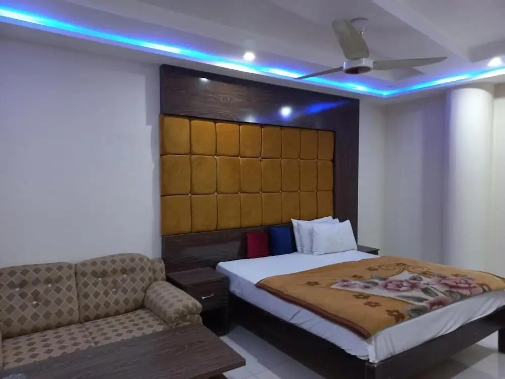 Hotel Executive One
