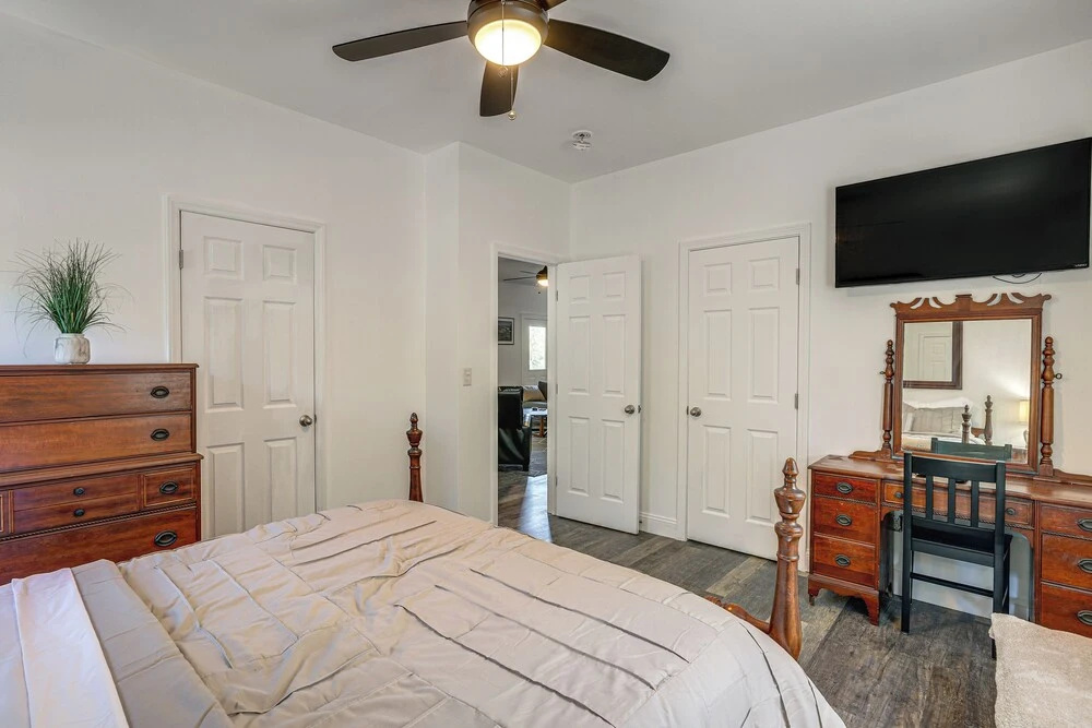 < 1 Mi to Ocean! OBX Condo w/ Decks, Pets Welcome