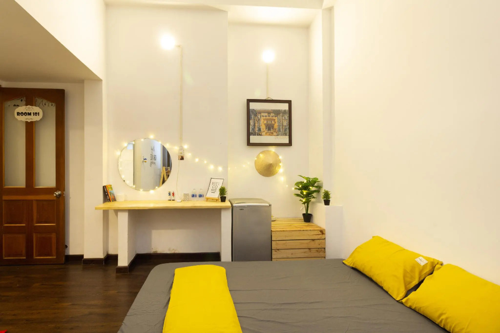 The Nineties Hostel