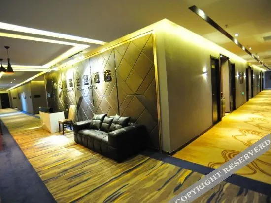 Silver Shuke Boutique Theme Hotel