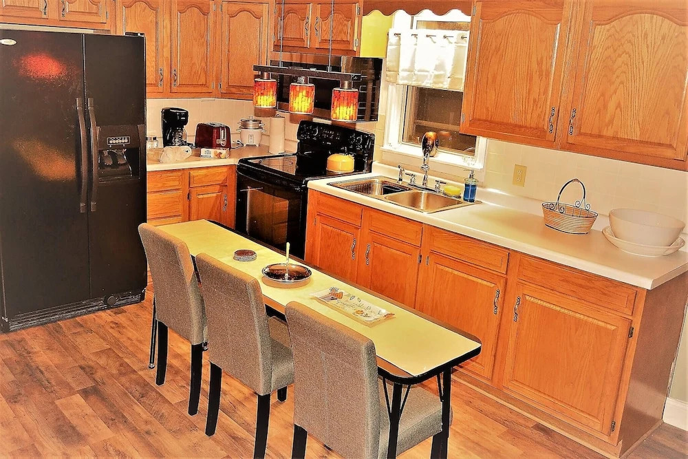 The Bungalow at Grand Forks