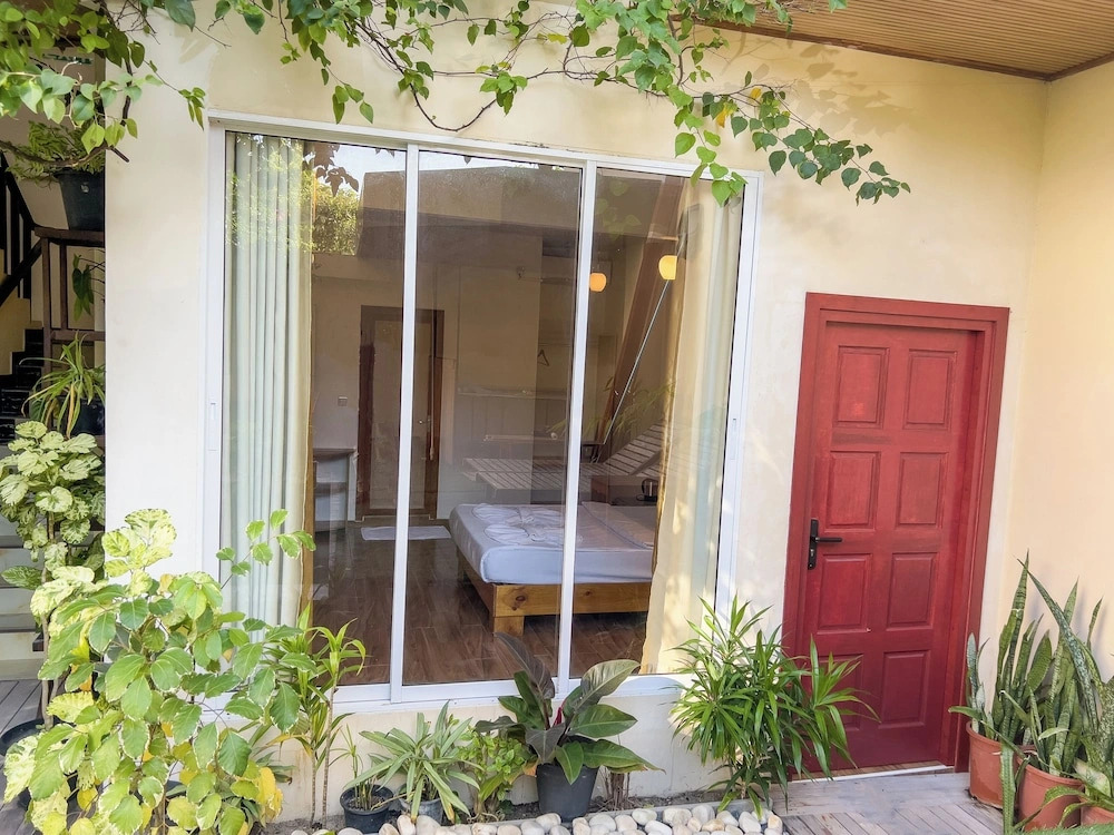 Rehendhi Villa