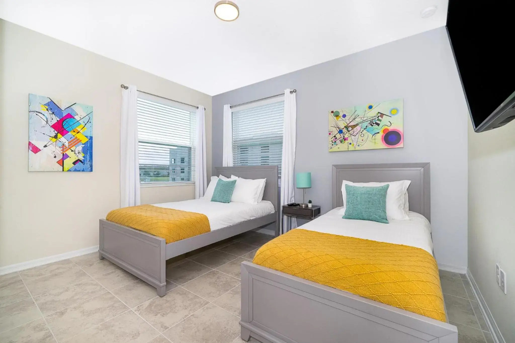 OH208 Storey Lake Condo 3 bed 2 Bath Free Waterpark