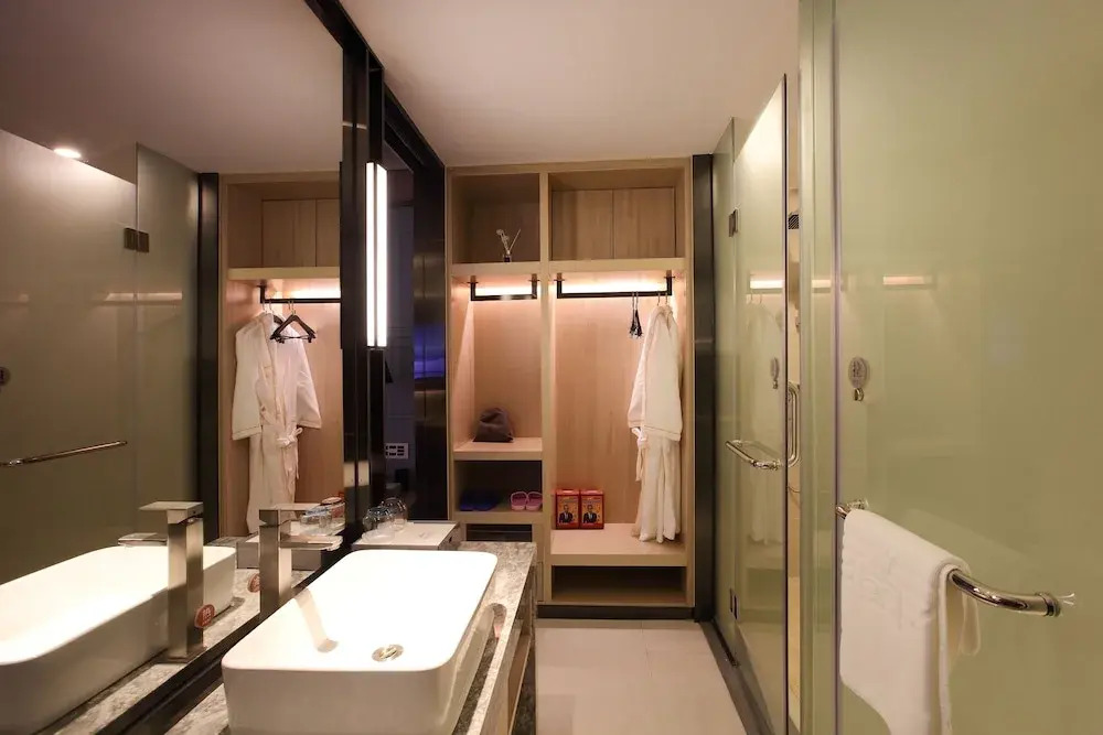Zhenshang Hotel