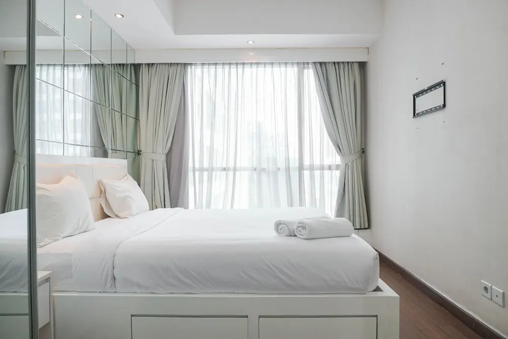 Stunning And Strategic 2Br Apartment At Casa Grande Residence