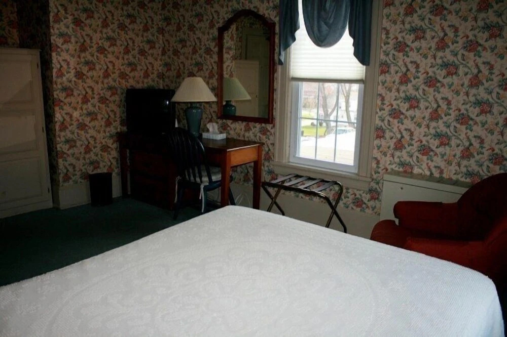 The Cozy Afghan Bed & Breakfast