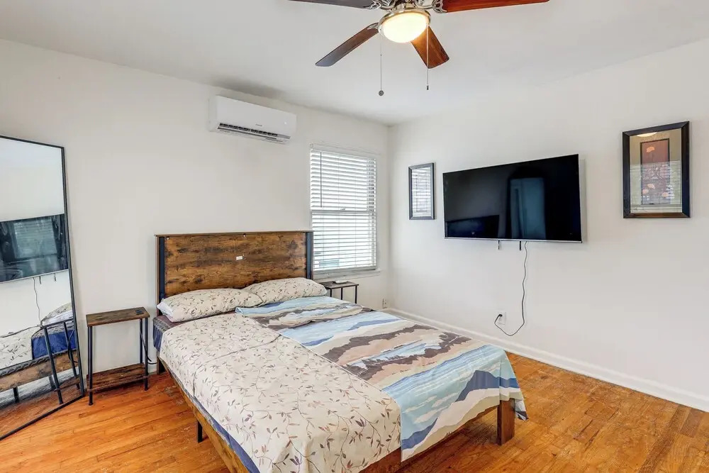 Retreat at Brackenridge Park: Cozy San Antonio Apt