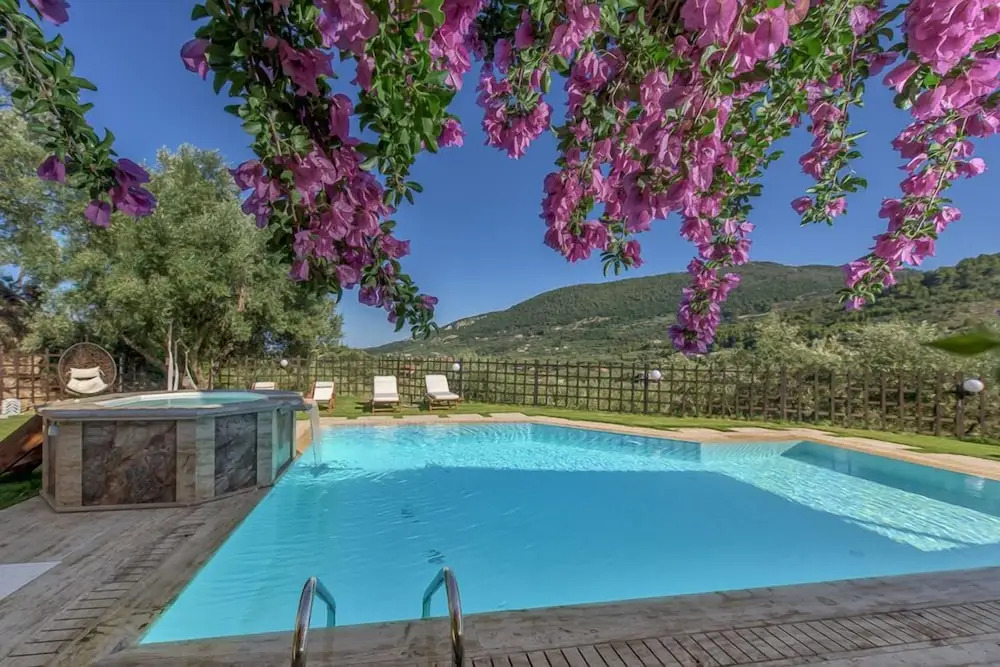 Limneon Villas