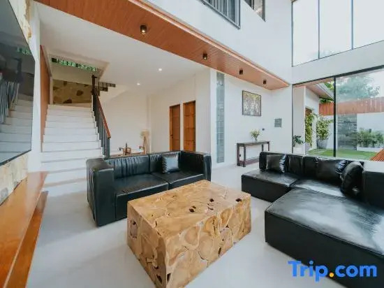 Villa Panda Pandawa - 3 Bedroom Villa with High Ceilings near Pandawa Beach