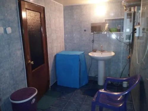 Sobstvenih Dom Na Sutki Zdaeca