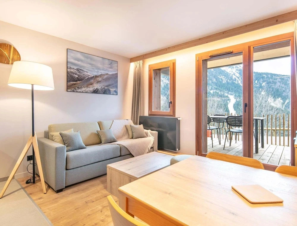 Rental Near Vaujany Ski Lifts