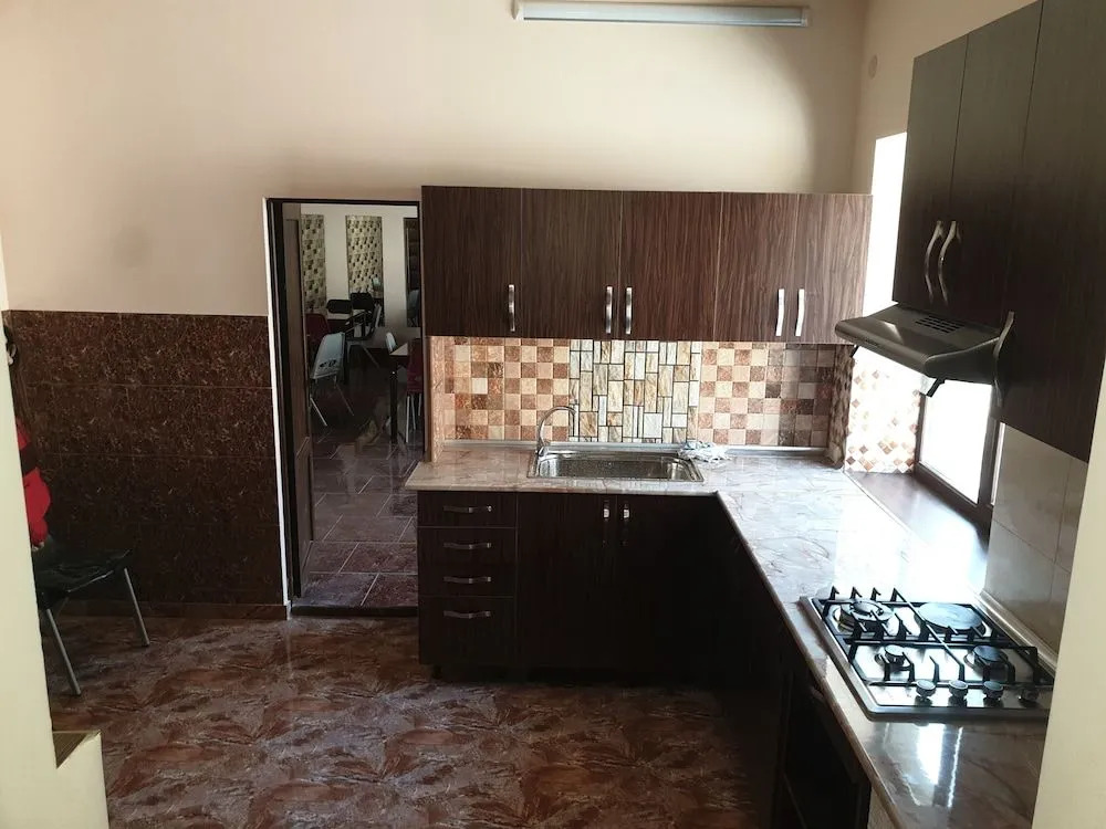 Baaz Hostel