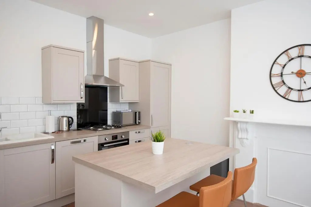 Beautiful 1 Bedroom Apartment in Hereford House