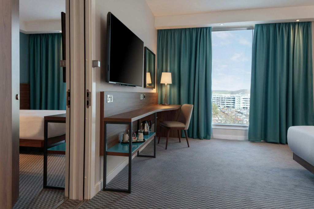 Hampton By Hilton Edinburgh Airport