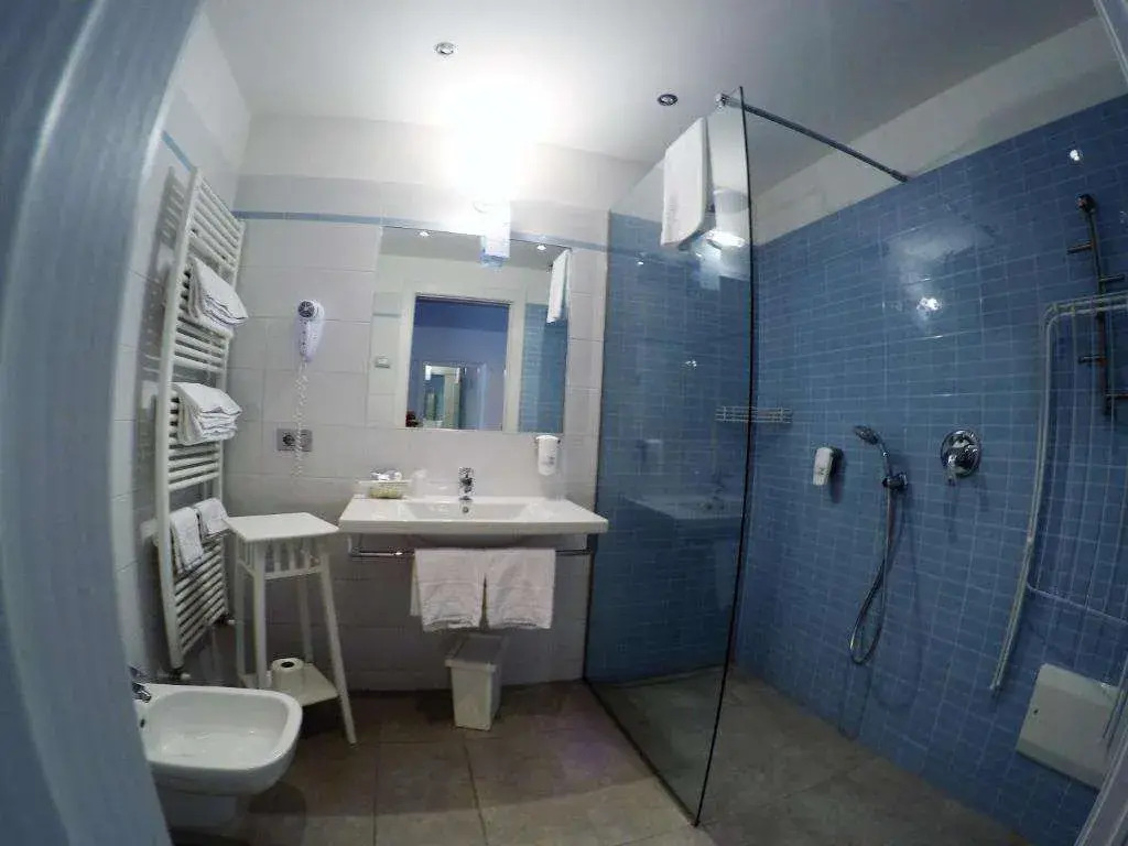 Tullio Hotel