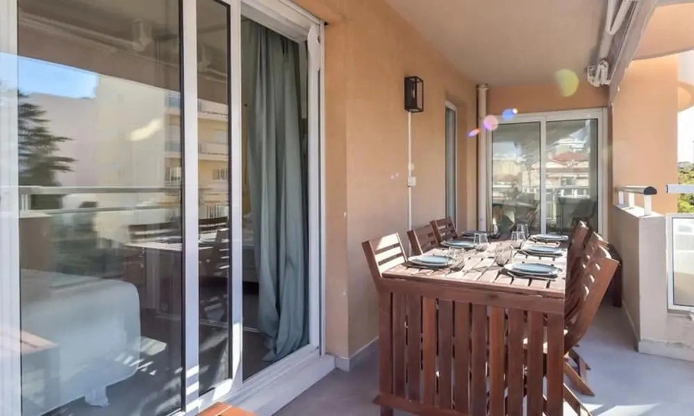 Apartment in Palm Beach Near Croisette
