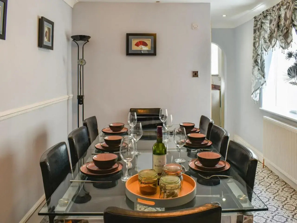Wonderful 2 bedroom terrace house