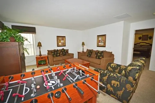 Pine Forest Chateau 5 Br Villa by RedAwning