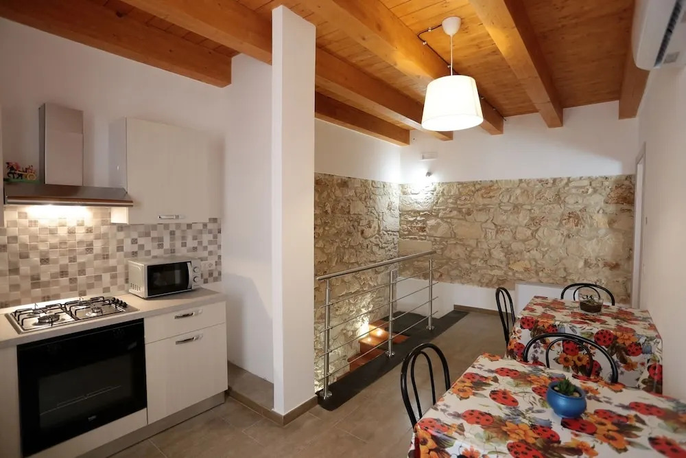 Stylo House