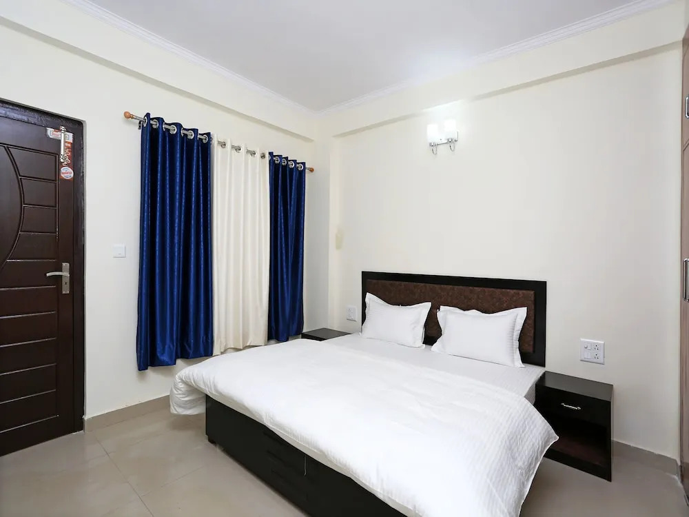 OYO 13473 Home 1 BHK IVY Towers Shyamkhet
