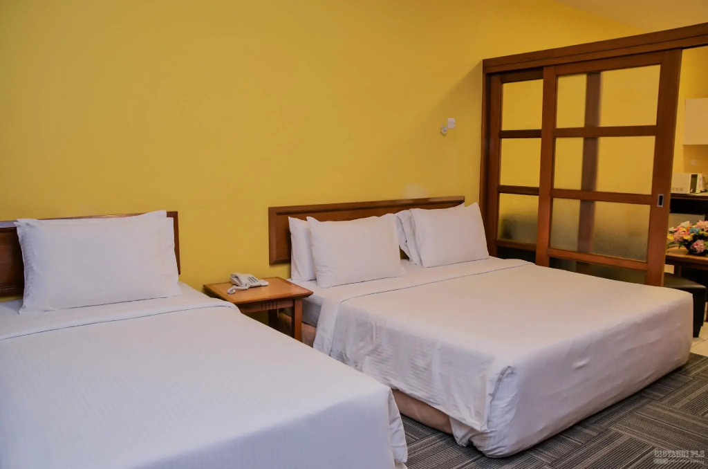 103 Hotel