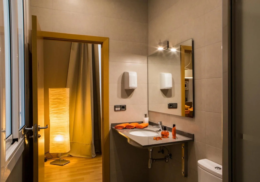 Born Barcelona Hostel