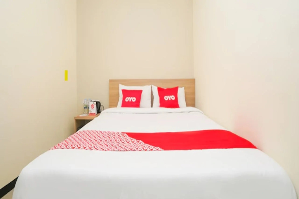 Hotel O Rungkut Near Its Surabaya Formerly Ace Business Hotel