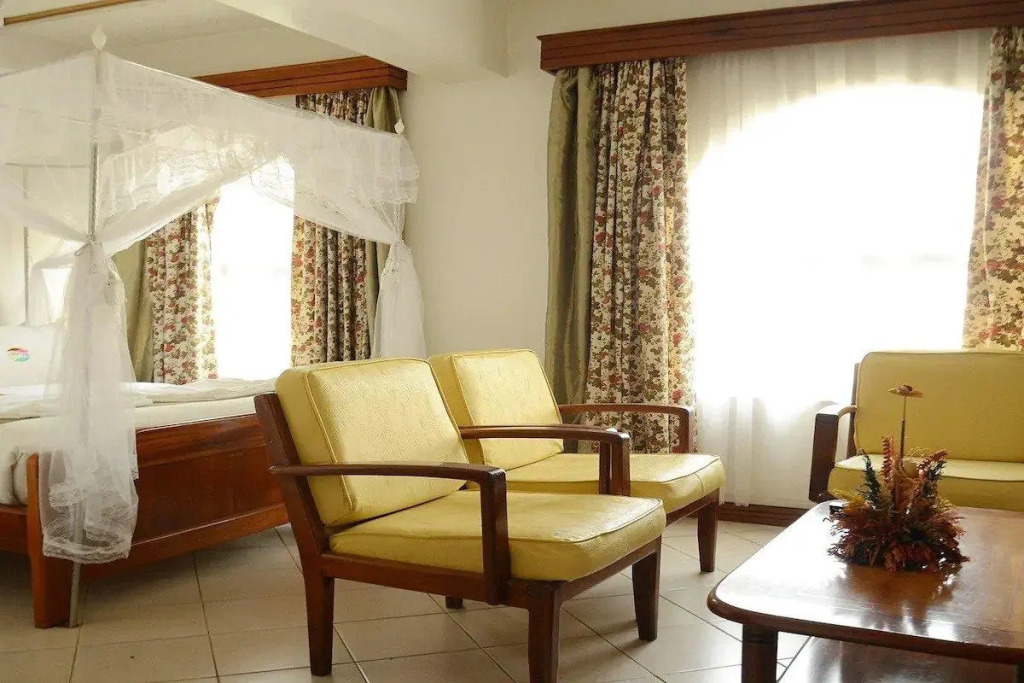Comfy Inn Hotel